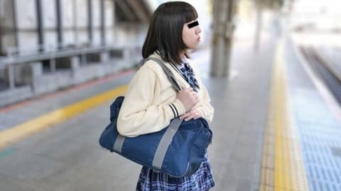 被盯上正当食的制服女孩 山中诗织 10musume_030125_01